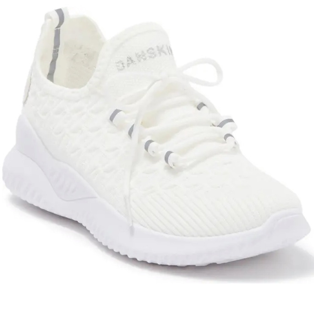 Danskin Scalloped Knit White Sneaker